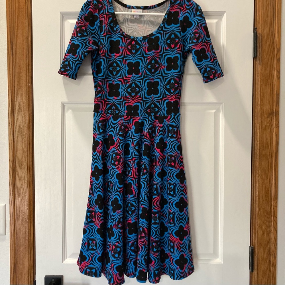 LuLaRoe Nicole small